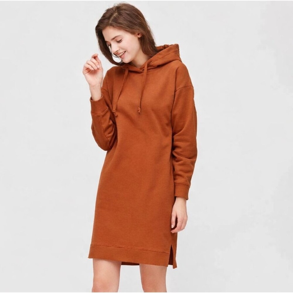 Uniqlo Long-Sleeve Hoodie Dress Womens Sz S Rust Minimalist Pockets Beachy Comfy